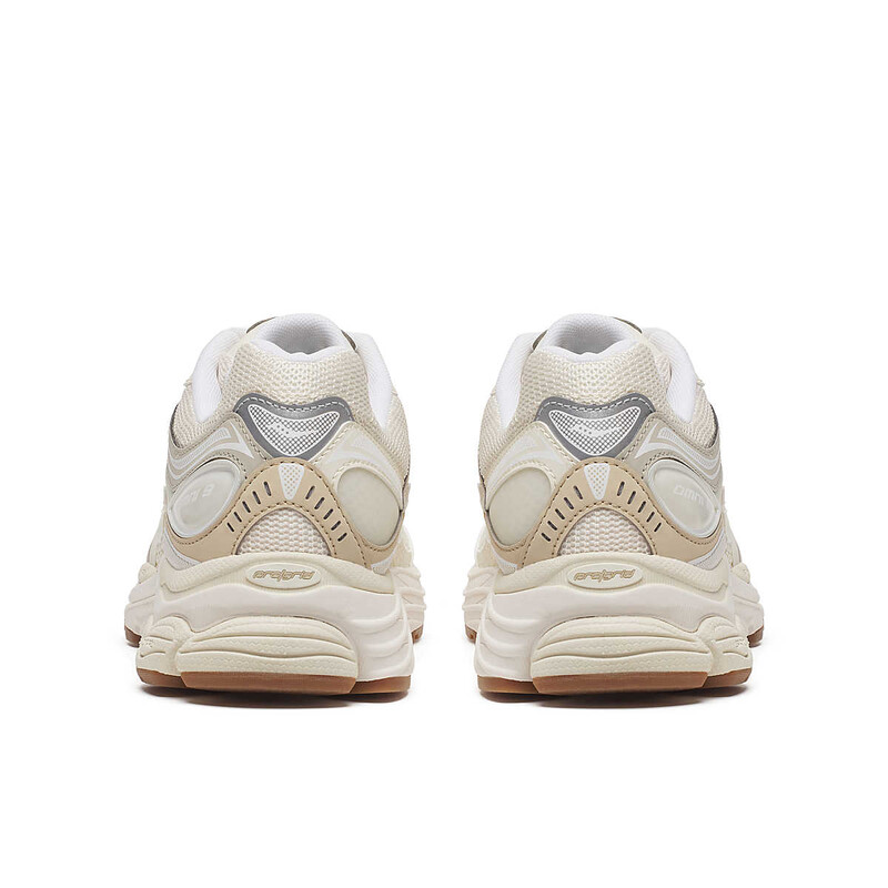 Saucony ProGrid Omni 9 "Sail/Silver" | S70832-5