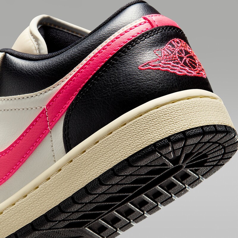 Air Jordan 1 Low "Pale Ivory" | DC0774-107 Air Jordan 1 Low "Pale Ivory" | DC0774-107