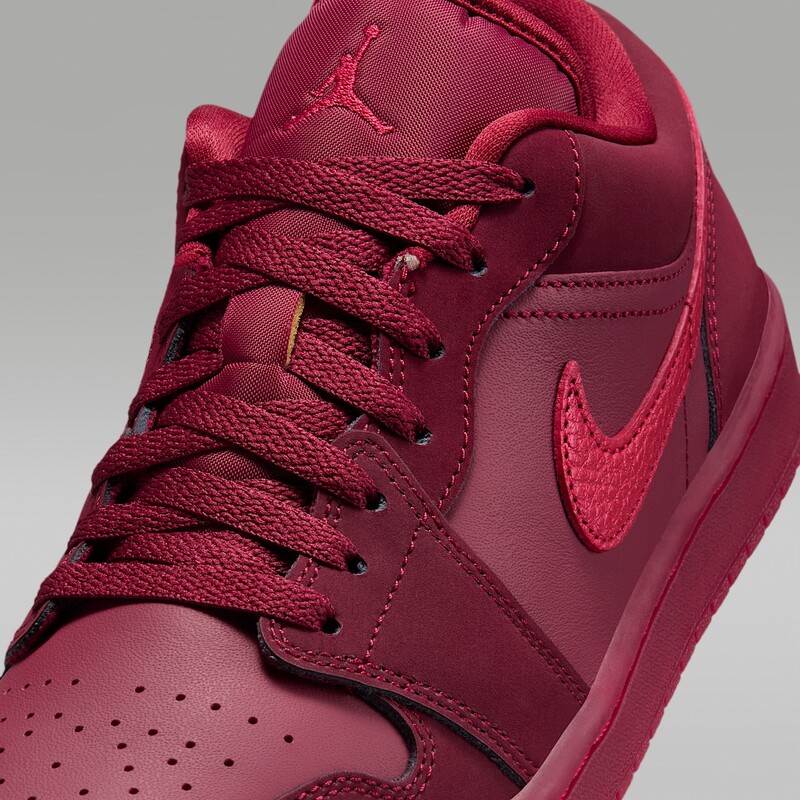 Air Jordan 1 Low SE "Valentine's Day 2026" | IB7012-600