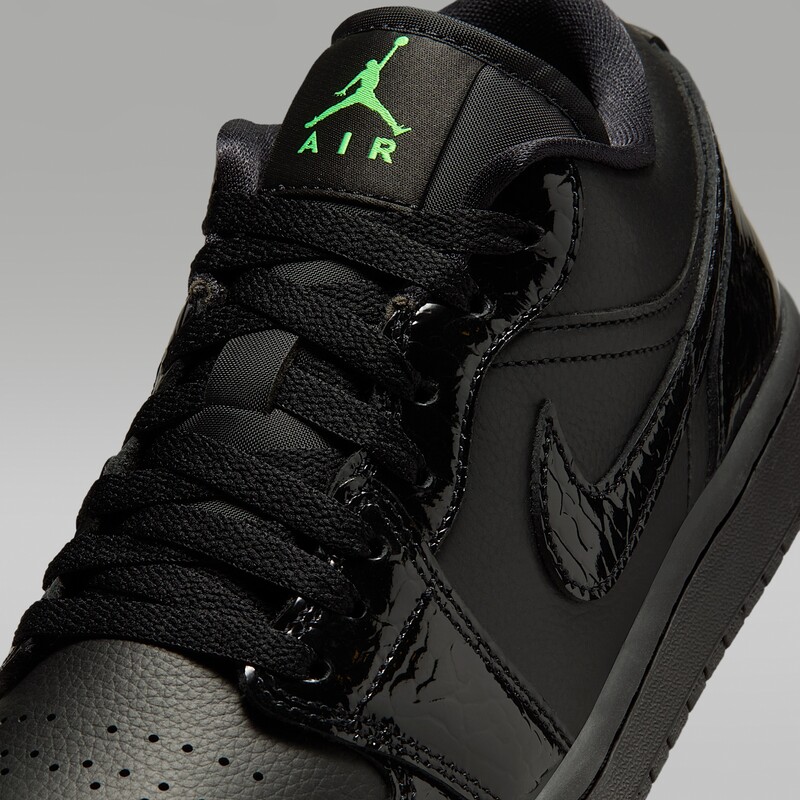 Air Jordan 1 Low SE "Black/Scream Green" | IQ9701-010 Air Jordan 1 Low SE "Black/Scream Green" | IQ9701-010