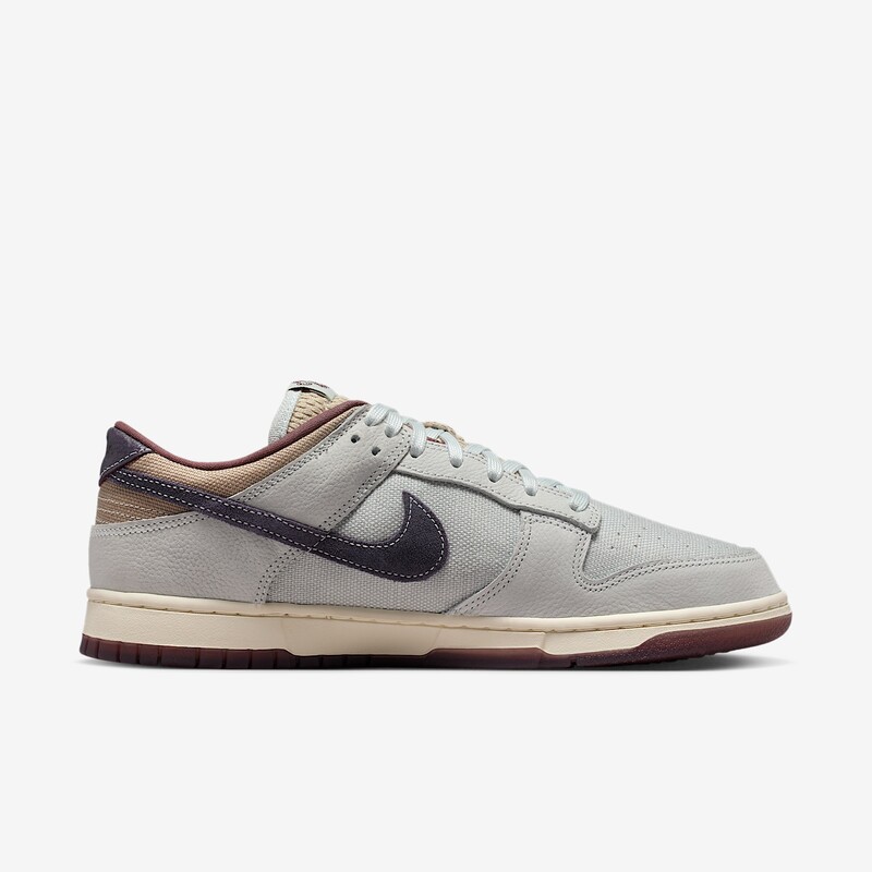 Nike Dunk Low "Off-White/Spruce Aura" | IB6752-100