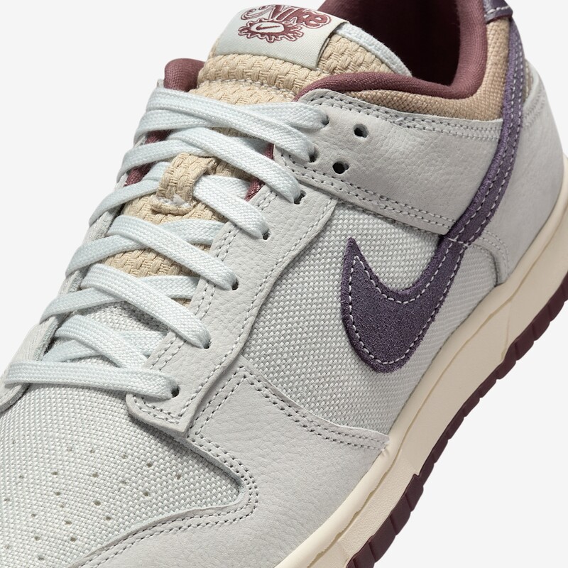 Nike Dunk Low "Off-White/Spruce Aura" | IB6752-100 Nike Dunk Low "Off-White/Spruce Aura" | IB6752-100