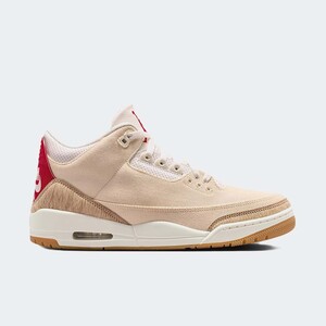 Levi’s x Air Jordan 3 SP "Year of the Horse" | IR0910-400 Levi’s x Air Jordan 3 SP "Year of the Horse" | IR0910-400