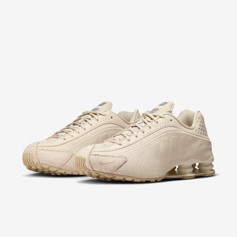 Nike Shox R4 QS "Natural" | IO4544-100