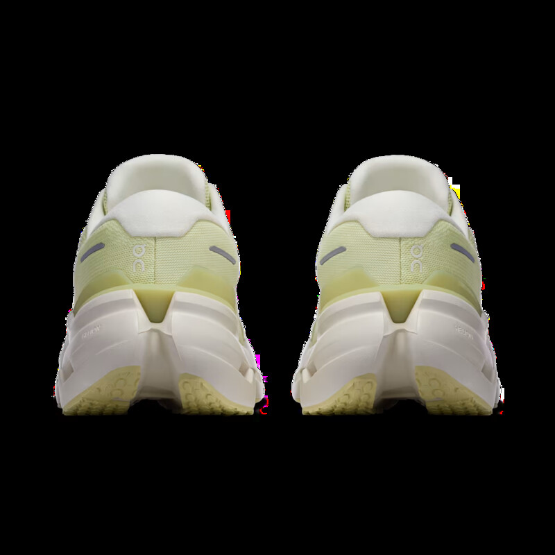 On Cloudrunner 3 "Linen/Ivory" | 3MG10074751