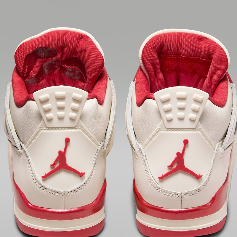 Air Jordan 4 "Valentine's Day" | HV0823-108 Air Jordan 4 "Valentine's Day" | HV0823-108