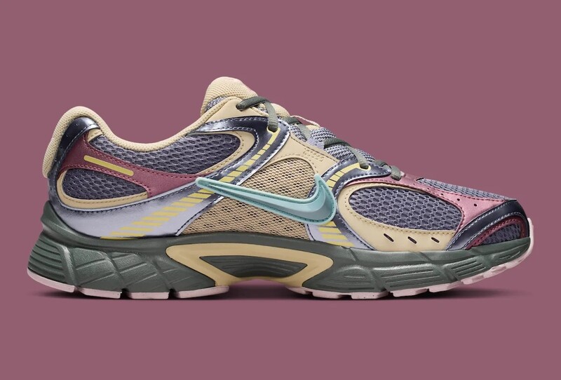 A Ma Maniere x Nike V5 RNR | IU3431-001