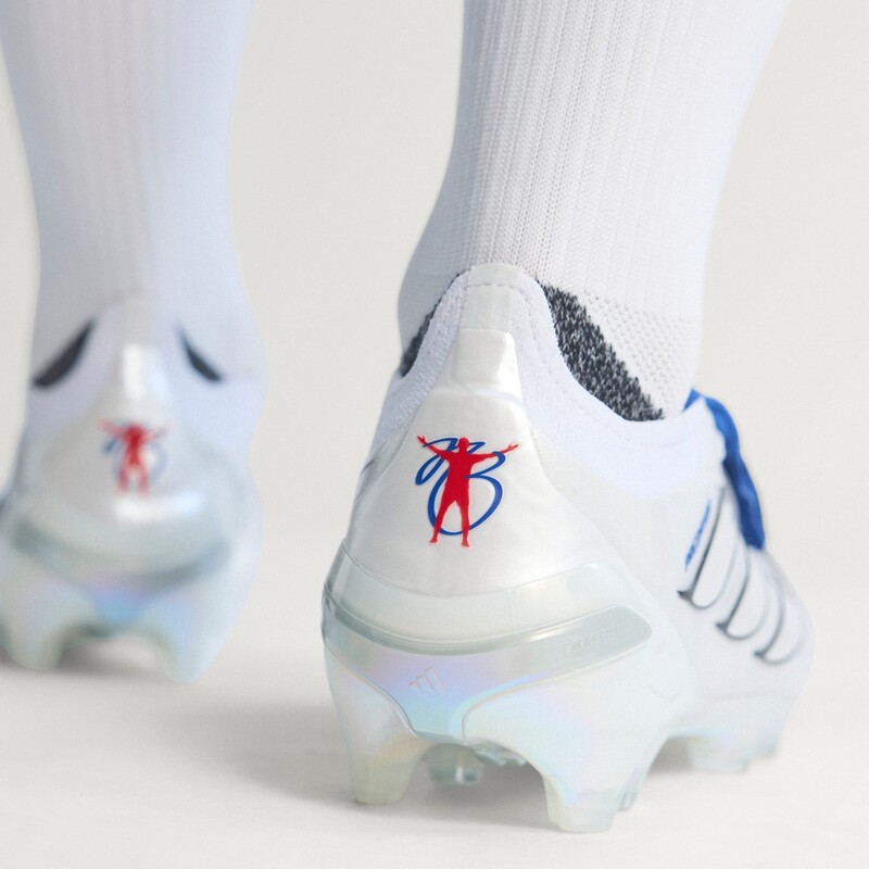 adidas Predator Elite Fold-Over Tongue FG "Cloud White" | JS0376 adidas Predator Elite Fold-Over Tongue FG "Cloud White" | JS0376