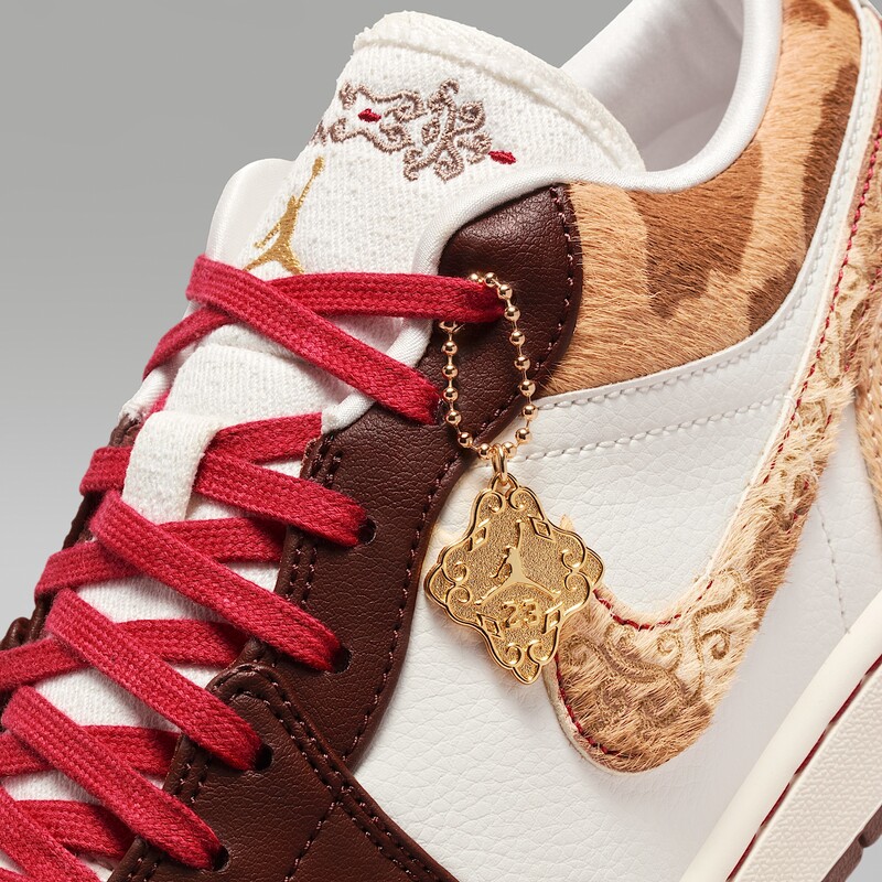 Air Jordan 1 Low SE "Year of the Horse" | IQ5321-121 Air Jordan 1 Low SE "Year of the Horse" | IQ5321-121