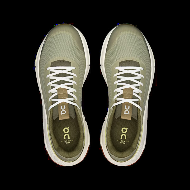 On Cloudnova Form 2 "Chalk/Ivory" | 3ME30152526