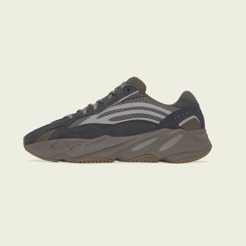 adidas Yeezy 700 V2 Mauve | GZ0724