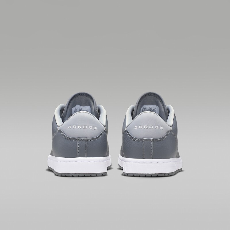 Jordan Court Connect Low "Smoke Grey" | IQ5698-005 Jordan Court Connect Low "Smoke Grey" | IQ5698-005