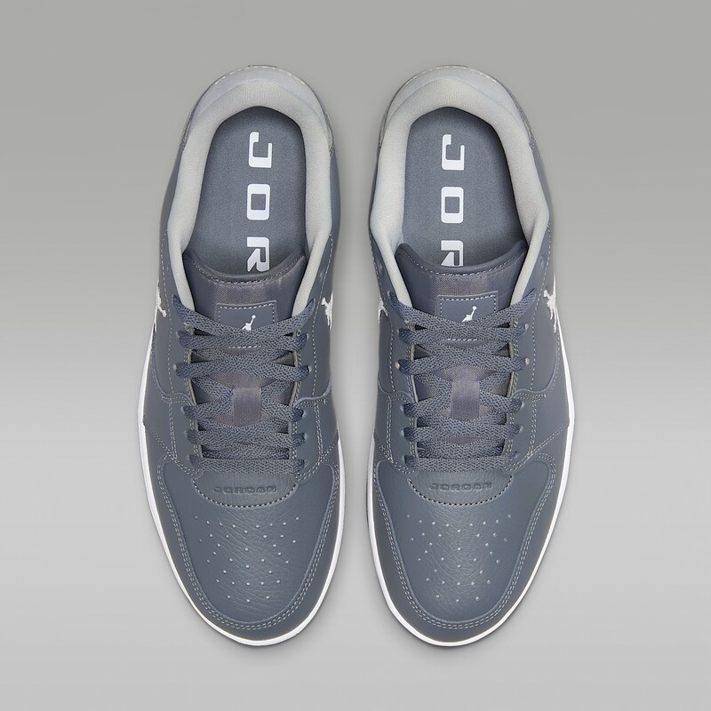 Jordan Court Connect Low "Smoke Grey" | IQ5698-005 Jordan Court Connect Low "Smoke Grey" | IQ5698-005