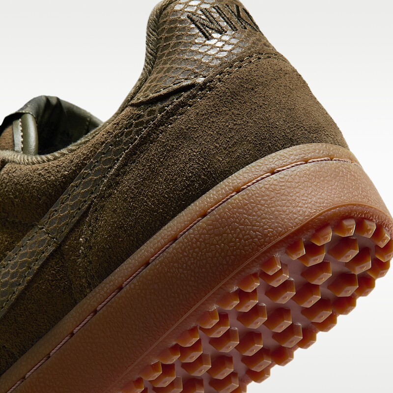 Nike Field General "Medium Olive" | IM9207-200