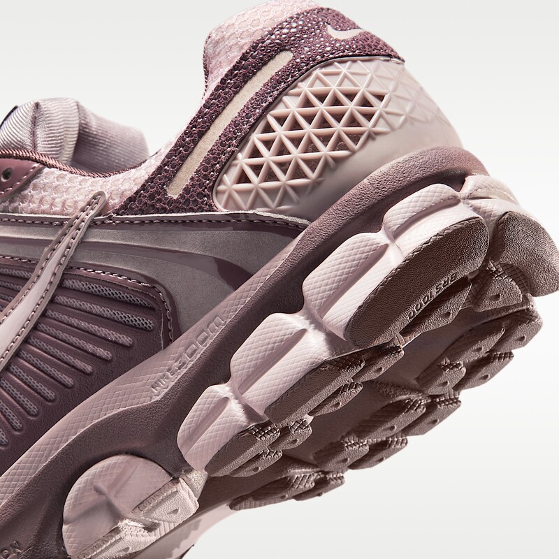 Nike Zoom Vomero 5 "Tattoo" | II6236-500