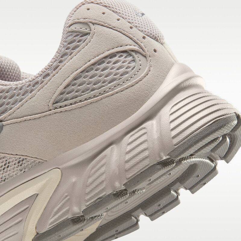 Nike V5 RNR "Moon Particle" | II6294-201 Nike V5 RNR "Moon Particle" | II6294-201