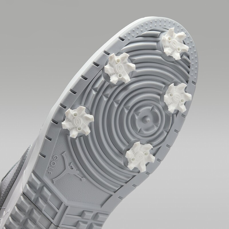 Air Jordan 1 Low G Spiked "Wolf Grey" | IQ3417-001 Air Jordan 1 Low G Spiked "Wolf Grey" | IQ3417-001