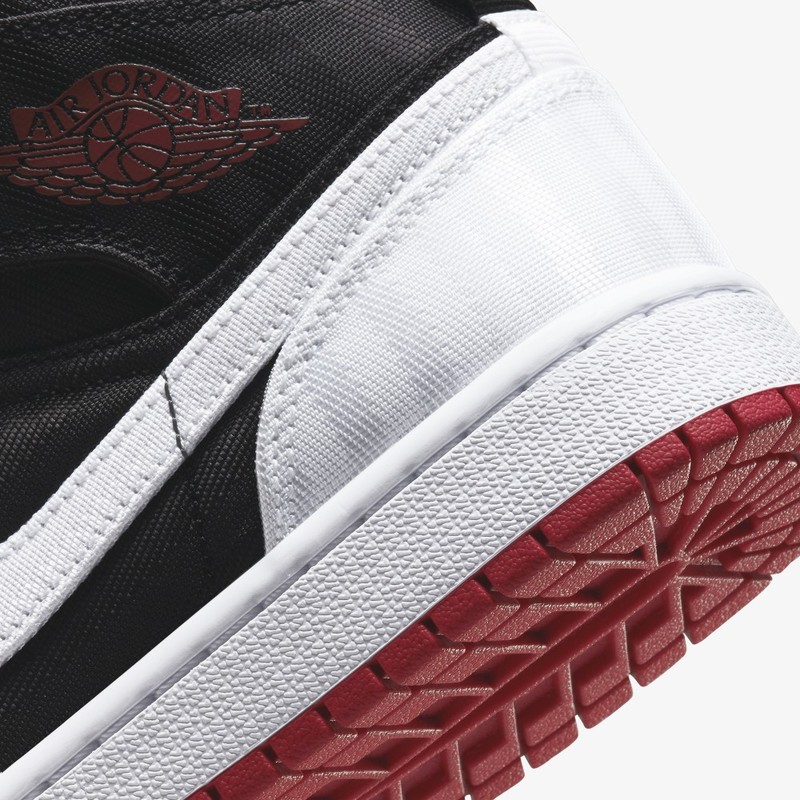 Air Jordan 1 Mid SE Utility Black/White | DD9338-016