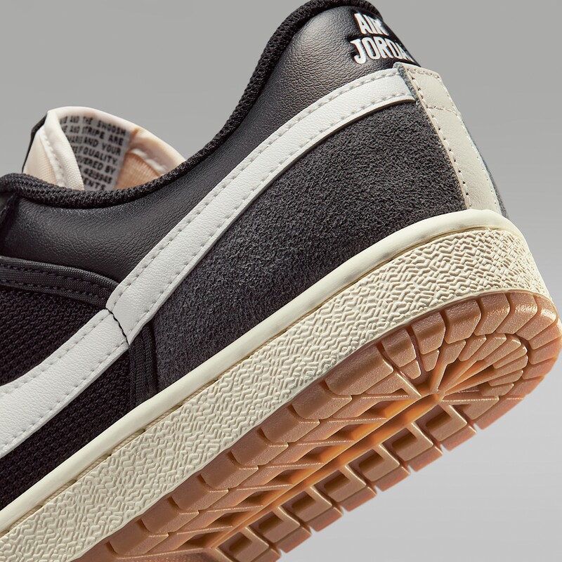 Air Jordan Skyline Low "Black" | IQ0704-001 Air Jordan Skyline Low "Black" | IQ0704-001