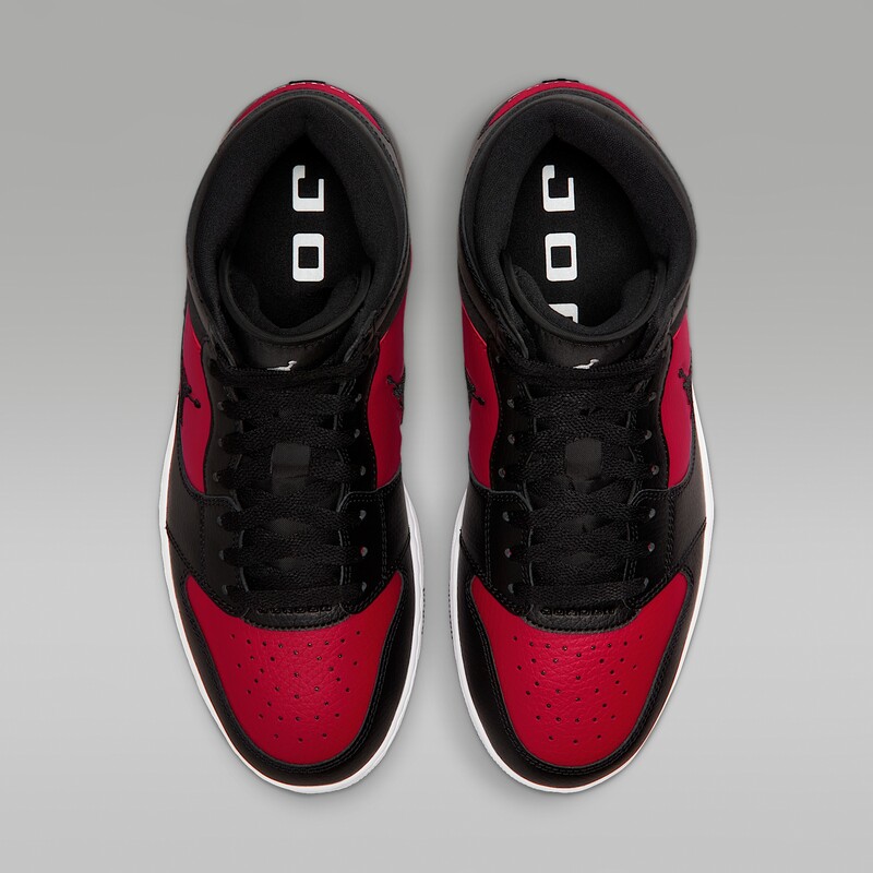 Jordan Court Connect Mid "Gym Red" | IQ5685-006