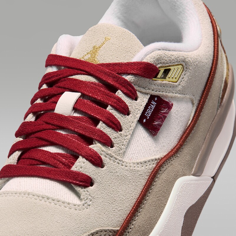 Jordan Flight Court SE "Dusty Peach" | IQ1107-171