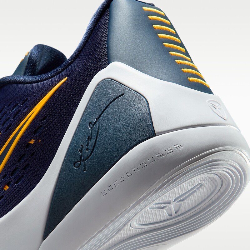 Nike Kobe 9 Elite Low EM Protro "Thunder Blue" | IH1401-401