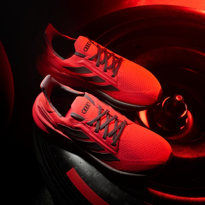 Audi Revolut F1 Team x adidas Ultraboost 5 "Red" | KJ3672 Audi Revolut F1 Team x adidas Ultraboost 5 "Red" | KJ3672