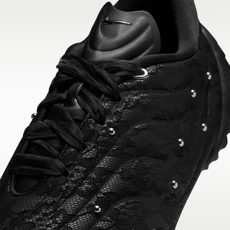 Nike Astra Ultra PRM "Black Lace" | IQ3446-010