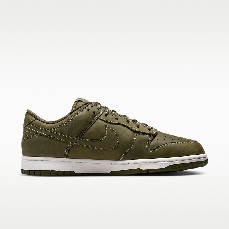 Nike Dunk Low "Medium Olive" | IO4550-200