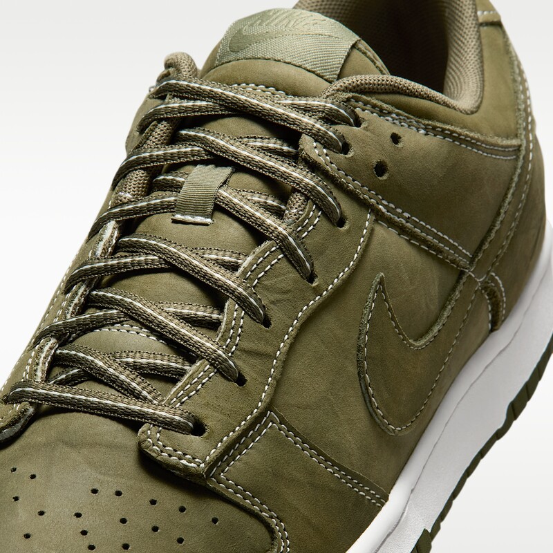 Nike Dunk Low "Medium Olive" | IO4550-200 Nike Dunk Low "Medium Olive" | IO4550-200