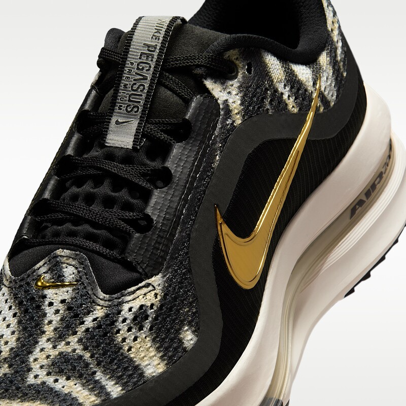 Nike Pegasus Premium "Zebra" | IQ0368-010 Nike Pegasus Premium "Zebra" | IQ0368-010