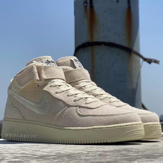 Stüssy and Nike Drop an Air Force 1 Mid "Fossil"
