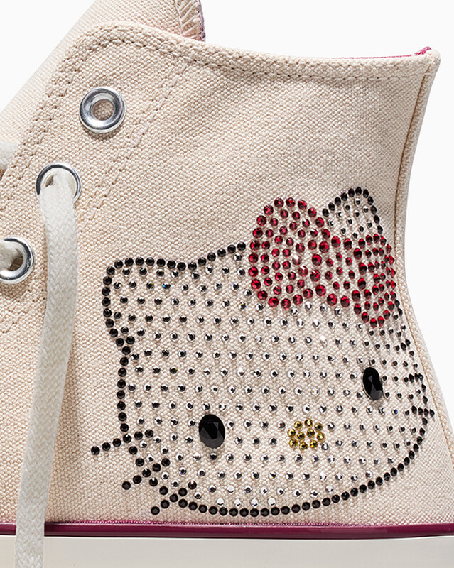 Hello Kitty x Swarovski x Converse Chuck Taylor 70 | A17695C