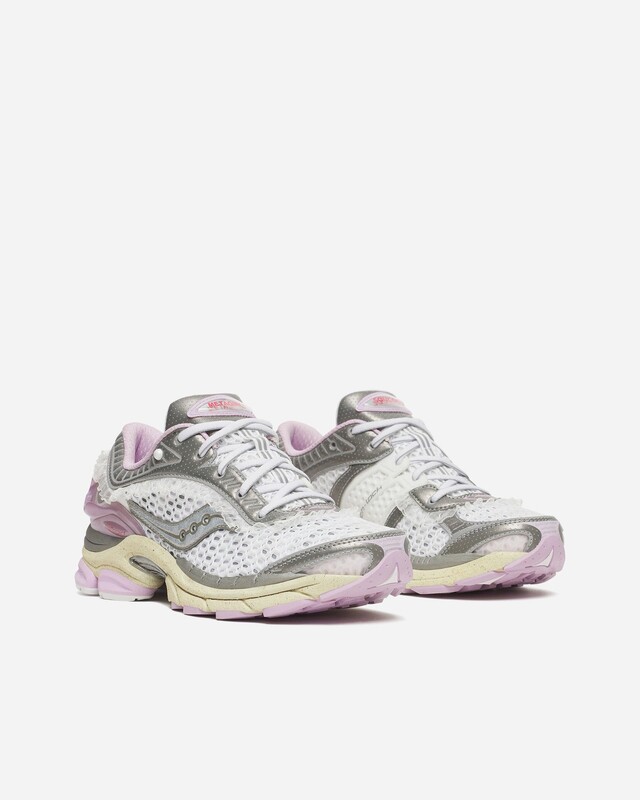 Metagirl x Saucony ProGrid Paramount "Daughter of the Moon" | 6102101