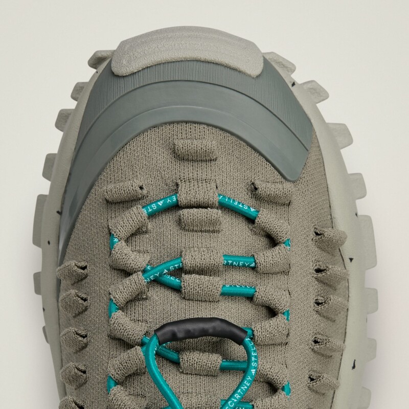 Stella McCartney x adidas Seeulater 2 "Willow Grey" | JR3278 Stella McCartney x adidas Seeulater 2 "Willow Grey" | JR3278