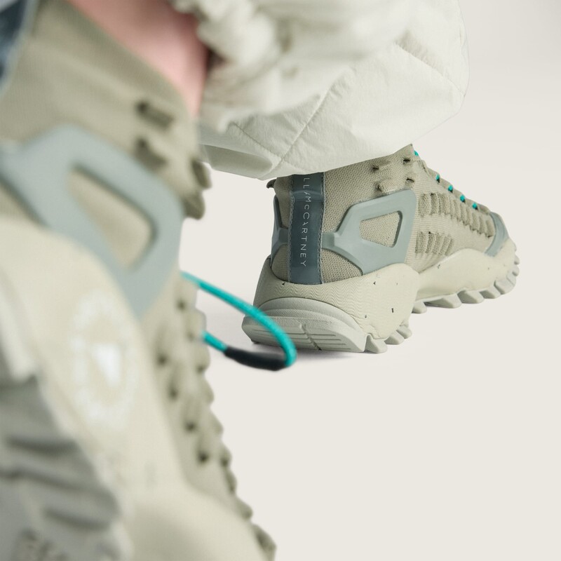 Stella McCartney x adidas Seeulater 2 "Willow Grey" | JR3278