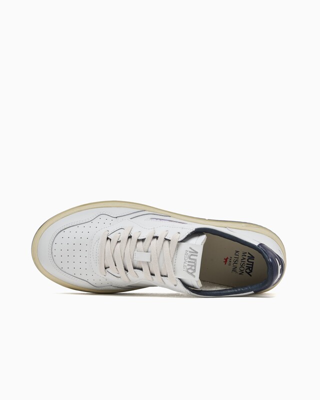 Maison Kitsuné x Autry Medalist Low "Navy" | AULMMK01
