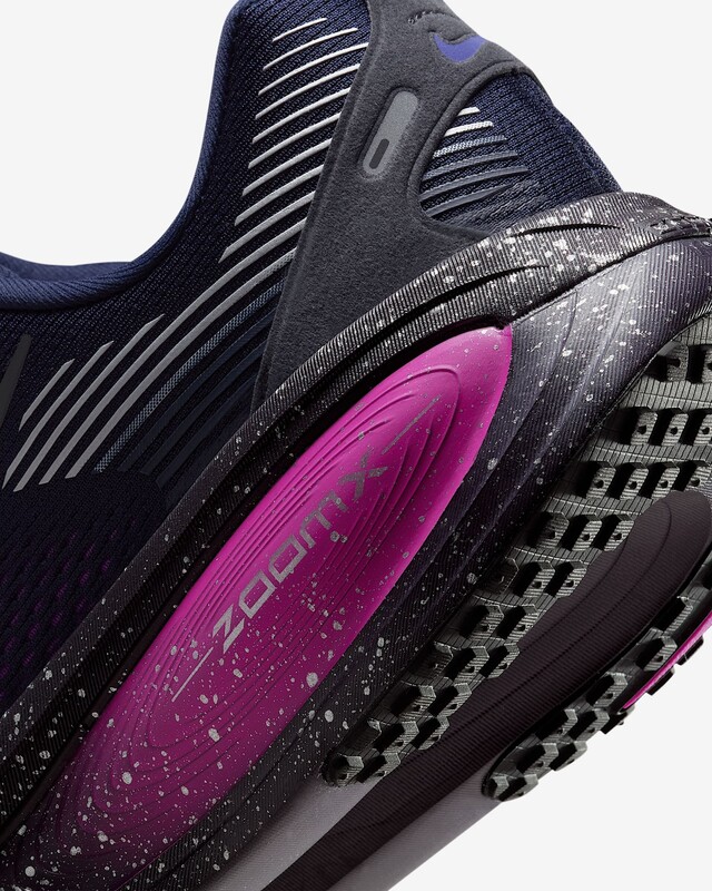 Nike Vomero 18 SE "Hyper Violet" | HQ7986-400