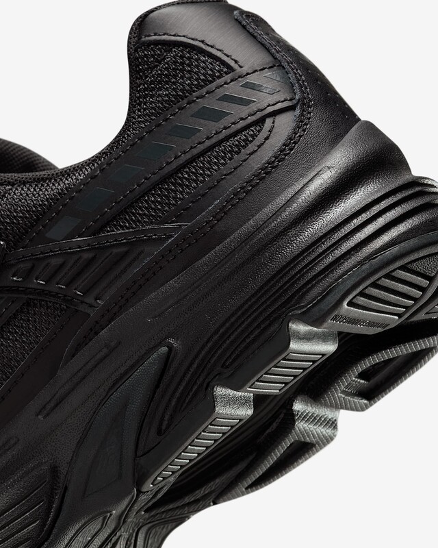 Nike Initiator "Dark Smoke Grey" | 394053-005 Nike Initiator "Dark Smoke Grey" | 394053-005