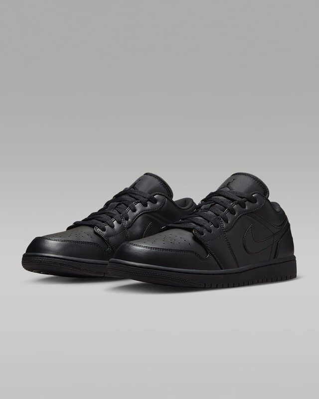 Air Jordan 1 Low "Triple Black" | 553558-093