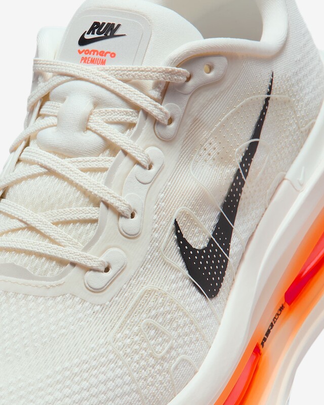 Nike Vomero Premium "Sail" | IQ4035-100