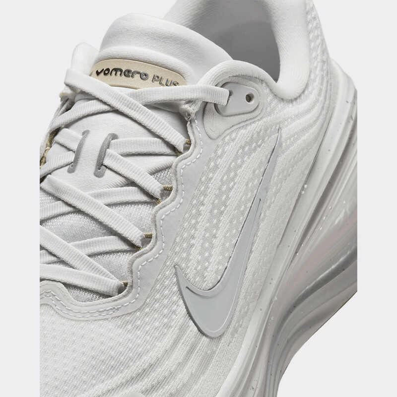 Nike Vomero Plus "Speckle" | IO4323-001