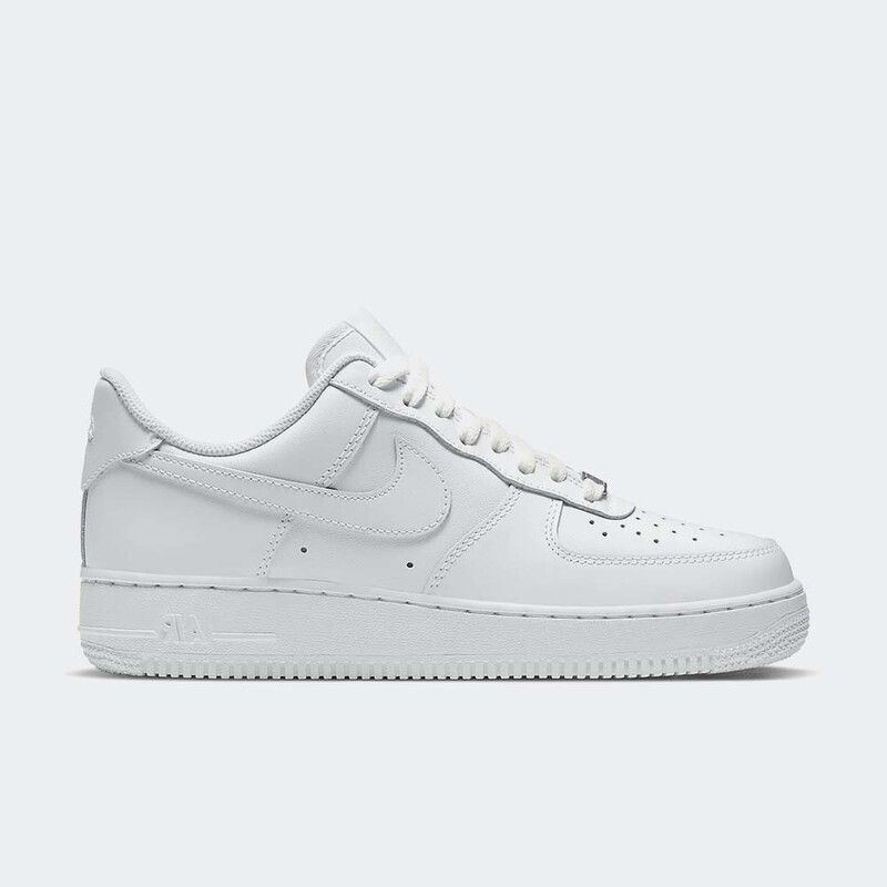 Nike Air Force 1 Low "Triple White" | DD8959-100