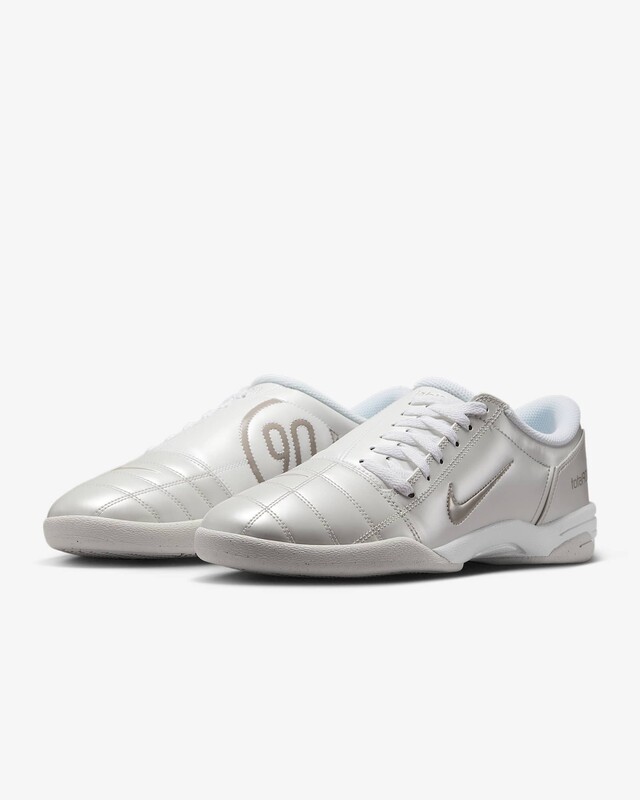 Nike Total 90 "Photon Dust" | HQ2851-002
