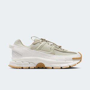 NIke Zoom Vomero Roam "Light Stone" | HQ2181-100