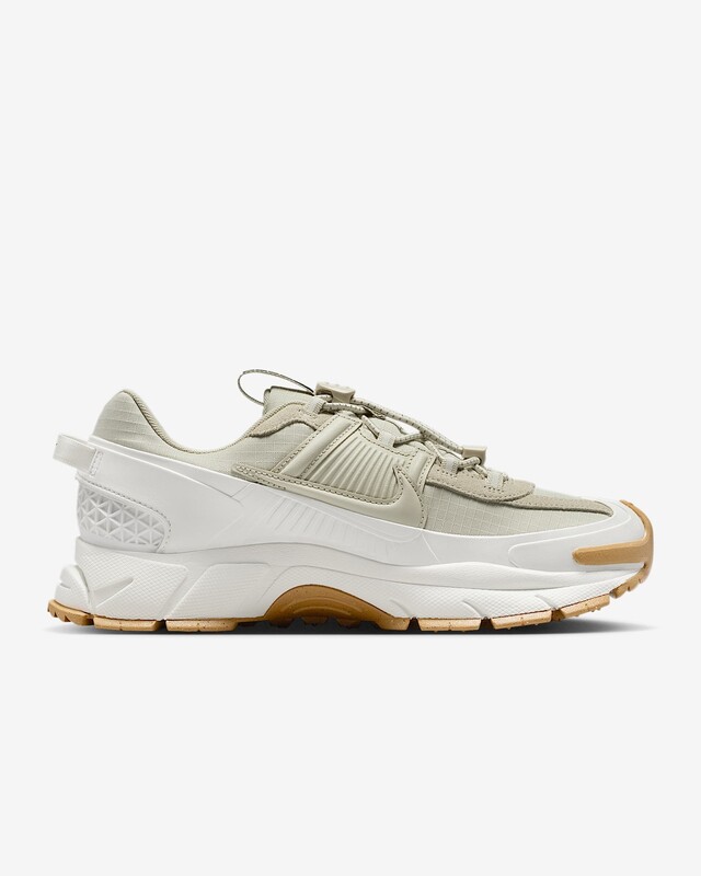NIke Zoom Vomero Roam "Light Stone" | HQ2181-100 NIke Zoom Vomero Roam "Light Stone" | HQ2181-100