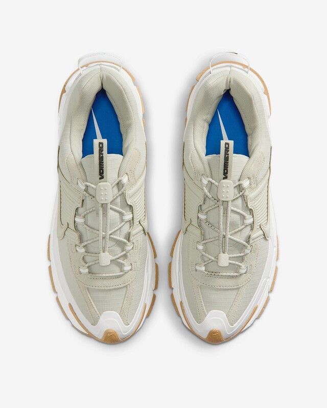 NIke Zoom Vomero Roam "Light Stone" | HQ2181-100