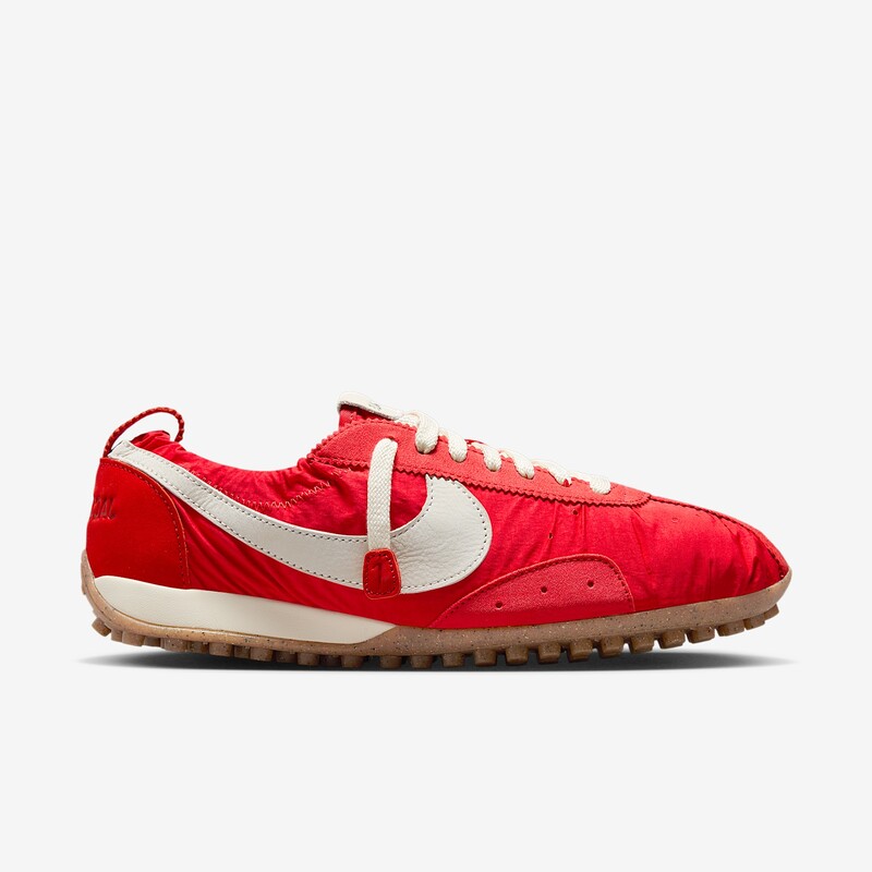 Jacquemus x Nike Moon Shoe "University Red" | HV8547-600