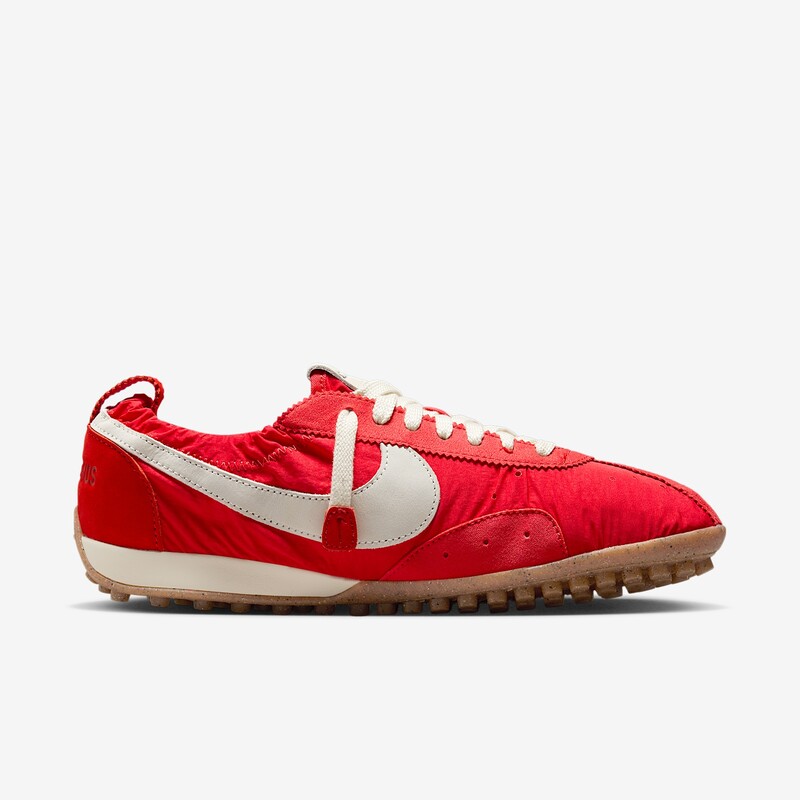 Jacquemus x Nike Moon Shoe "University Red" | HV8547-600