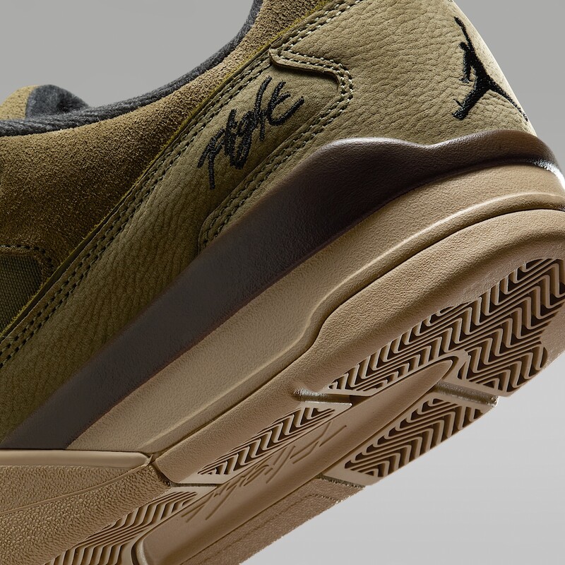 Jordan Flight Court "Khaki" | HF3255-202